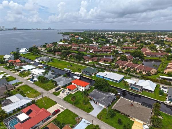 North Fort Myers No HOA, 7228 Reymoor Dr, North Fort Myers, Florida 33917, image 1