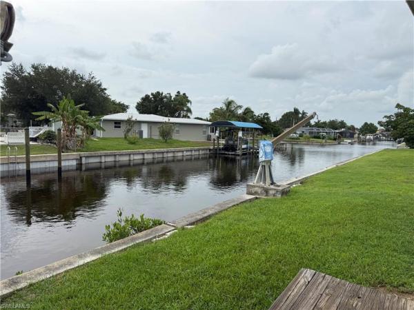 Waterway Estates, 4339 Bay Cir, North Fort Myers, Florida 33903, image 2