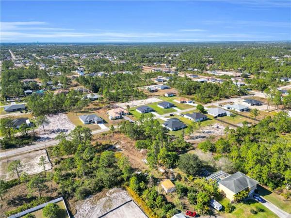 Lehigh Acres, 1011 State Ave, Lehigh Acres, Florida 33972, image 2