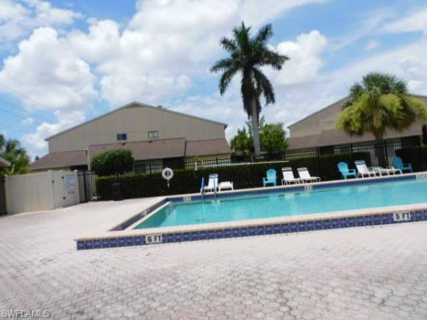 5235 Cedarbend Dr #4, Fort Myers, Florida 33919, image 3