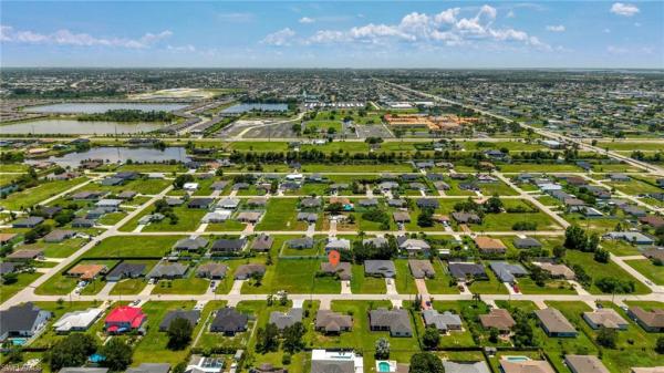 Cape Coral Residential, 1401 10th Ter, Cape Coral, Florida 33993, image 1