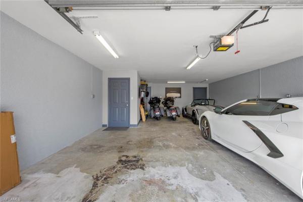 Golden Palms Luxury Motorcoach Resort, 13124 Golden Palms Cir, Fort Myers, Florida 33913, image 3