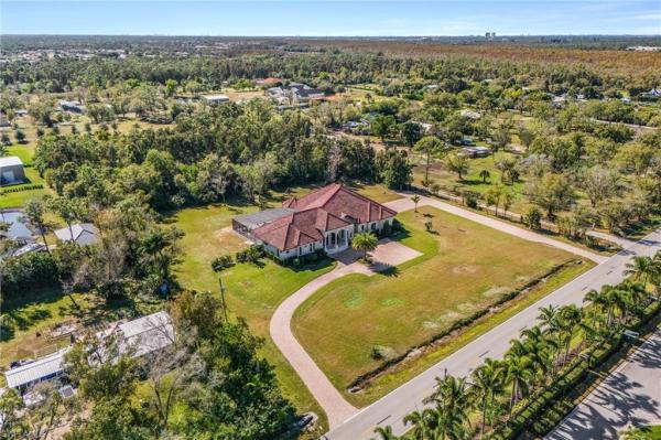 Colonial Farms, 8250 Penzance Blvd, Fort Myers, Florida 33912, image 2