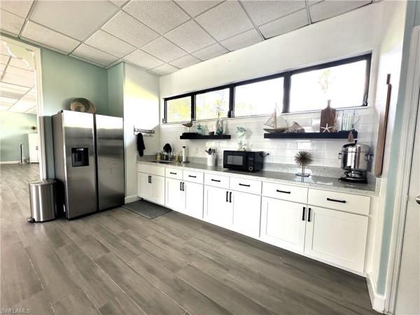 Schooner Bay Columbia, 3490 Key Dr #217, North Fort Myers, Florida 33903, image 2