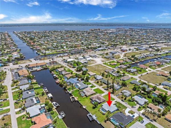 Cape Coral, 1413 36th Ter, Cape Coral, Florida 33904, image 3