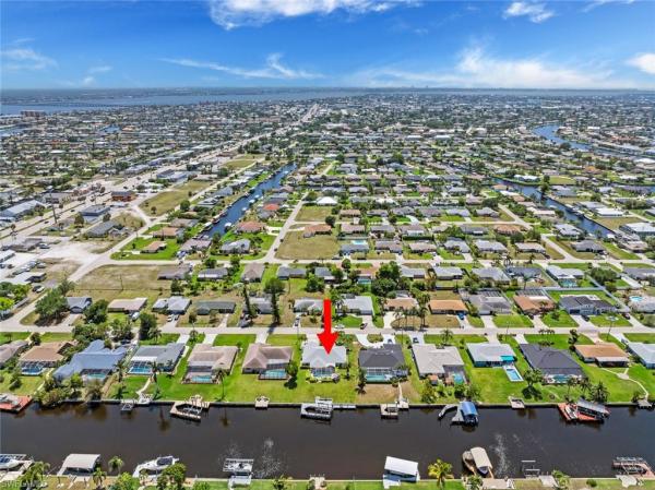Cape Coral, 1413 36th Ter, Cape Coral, Florida 33904, image 2