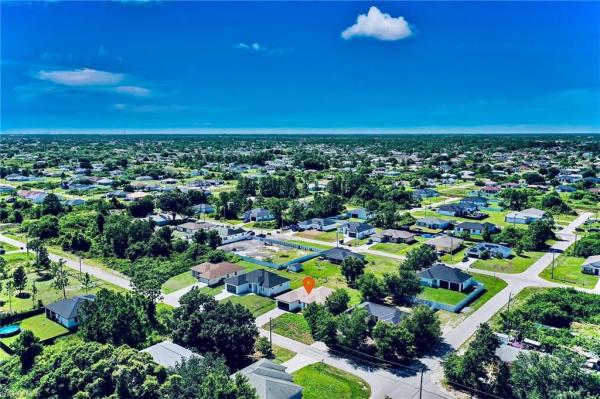 Lehigh Acres, 3302 SW 18th St, Lehigh Acres, Florida 33976, image 2