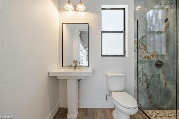 Cape Coral, 2717 46th Ter, Cape Coral, Florida 33914, image 2