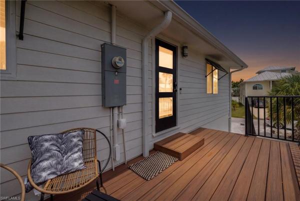 Gulf View Plaza, 139 Coconut Dr, Fort Myers Beach, Florida 33931, image 3