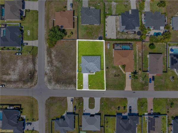 Cape Coral Residential, 618 2nd Pl, Cape Coral, Florida 33909, image 3