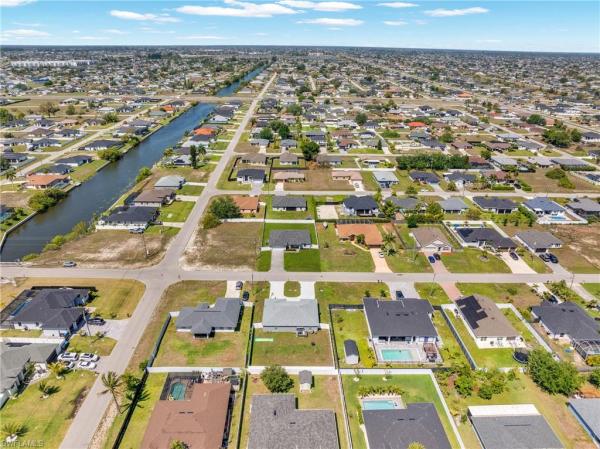 Cape Coral Residential, 618 2nd Pl, Cape Coral, Florida 33909, image 1
