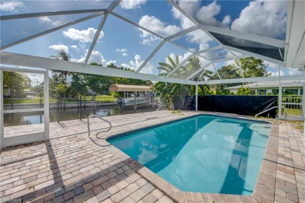Waterway Estates, 4312 Pacific Cir, North Fort Myers, Florida 33903, image 2