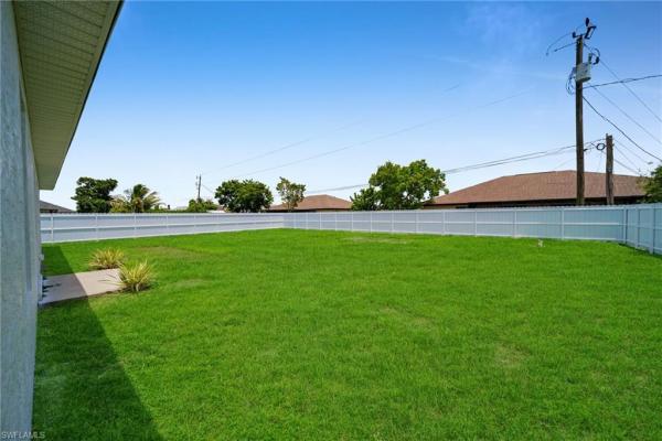 Cape Coral, 315 7th Pl, Cape Coral, Florida 33990, image 3