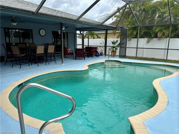 Cape Coral Residential, 304 19th Ter, Cape Coral, Florida 33909, image 2