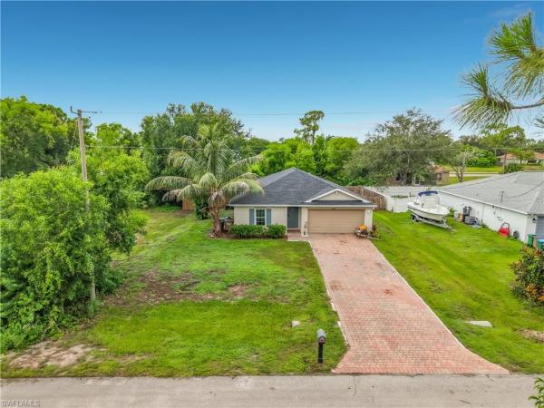 Cape Coral Residential, 4306 24th Pl, Cape Coral, Florida 33909, image 2