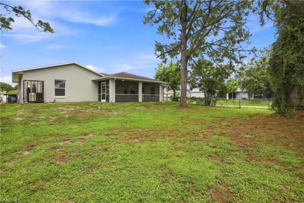 Lehigh Acres, 3901 W 16th St, Lehigh Acres, Florida 33971, image 2