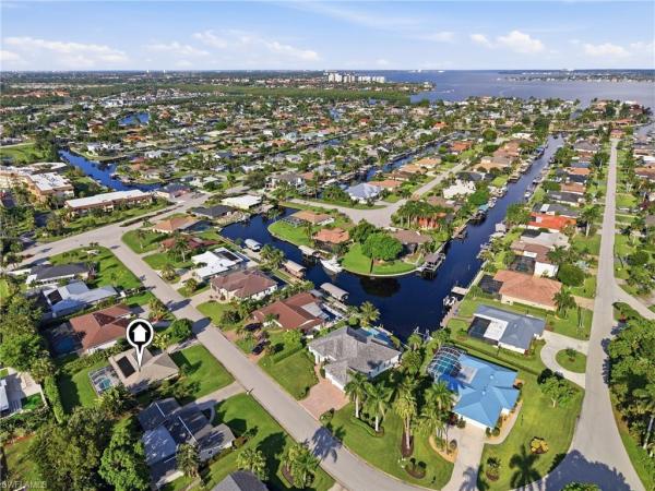Town & River, 6561 Town And River Rd, Fort Myers, Florida 33919, image 2