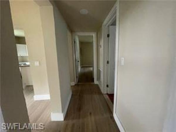 466 Wilma Ave, Fort Myers, Florida 33905, image 2