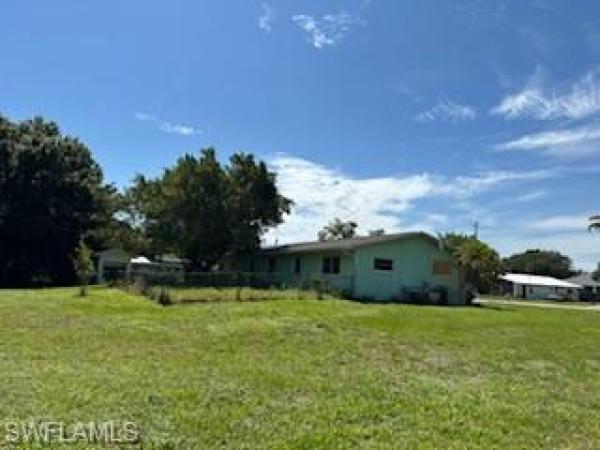 8206 Riverside Dr, Punta Gorda, Florida 33982, image 2