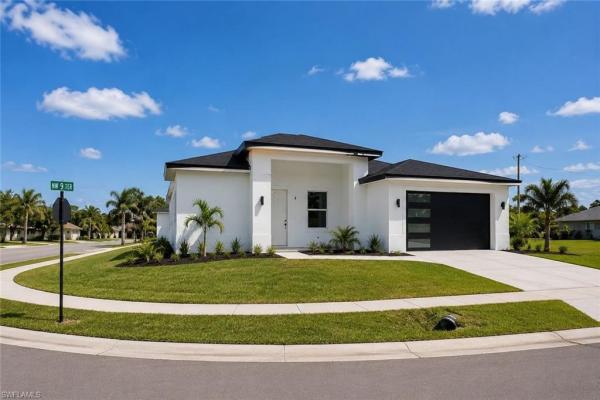 377 E Kingston Dr, Fort Myers, Florida 33905, image 1