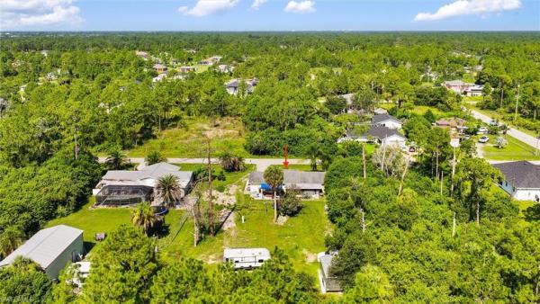 Lehigh Acres, 918 Mckinley Ave, Lehigh Acres, Florida 33972, image 2
