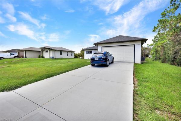 2709 SW 53rd St, Lehigh Acres, Florida 33976, image 1