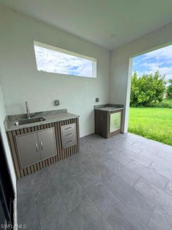 Cape Coral, 2124 28th St, Cape Coral, Florida 33909, image 2