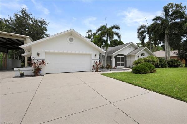 Florimond Manor, 6857 Idlewild St, Fort Myers, Florida 33966, image 2