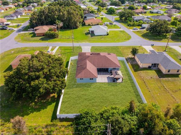 Mirror Lakes, 775 Arundel Cir, Fort Myers, Florida 33913, image 3