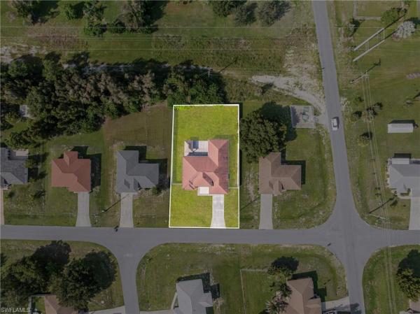 Mirror Lakes, 775 Arundel Cir, Fort Myers, Florida 33913, image 1