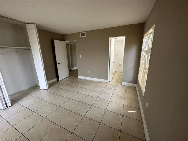 1830 Maravilla Ave #303, Fort Myers, Florida 33901, image 2
