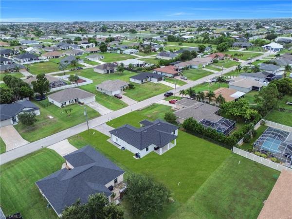 Cape Coral Residential, 129 14th St, Cape Coral, Florida 33993, image 3