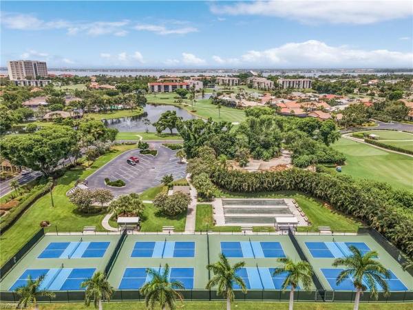 Windjammer Village, 4478 Windjammer Ln, Fort Myers, Florida 33919, image 2