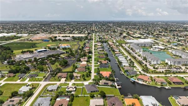 Cape Coral Residential, 1726 36th Ter, Cape Coral, Florida 33914, image 3