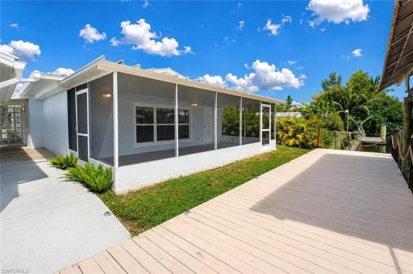 Fort Myers Shores, 2115 Saint Croix Ave, Fort Myers, Florida 33905, image 2