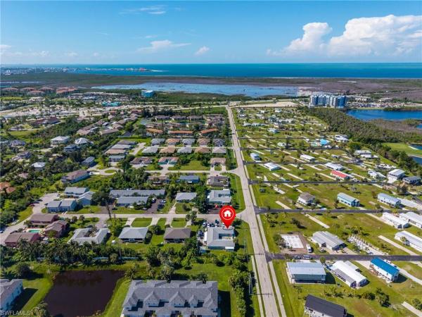 Fort Myers, 16593 Davis Rd, Fort Myers, Florida 33908, image 2