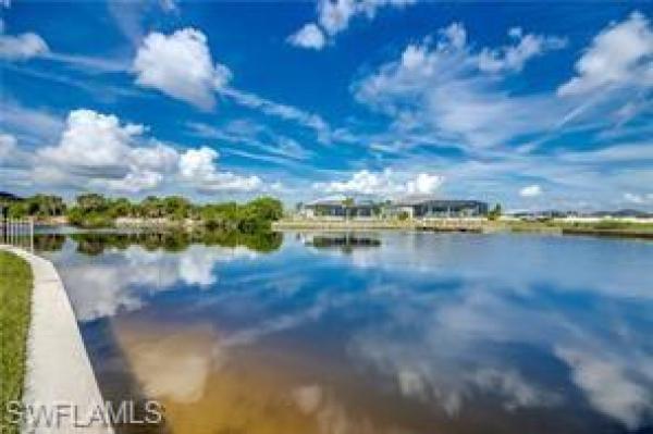 Cape Coral, 1042 32nd Pl, Cape Coral, Florida 33993, image 3