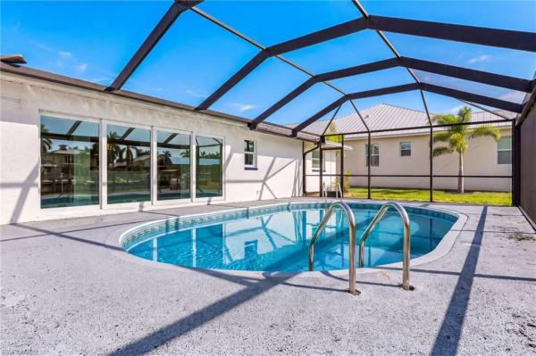Cape Coral, 1936 Palaco Grande Pkwy, Cape Coral, Florida 33904, image 2