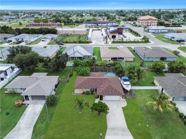 Cape Coral Residential, 312 17th Ave, Cape Coral, Florida 33909, image 1