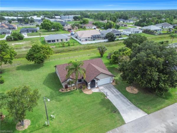 Lehigh Acres Residential, 538 Whispering Wind Bnd BEND, Lehigh Acres, Florida 33974, image 2