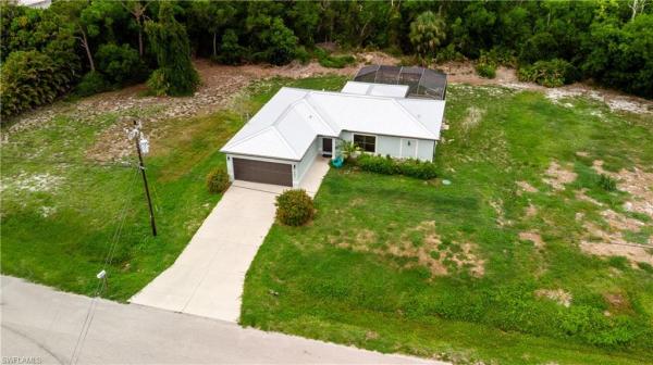 Charlotte Shores, 11463 Oakland Dr, Bokeelia, Florida 33922, image 2