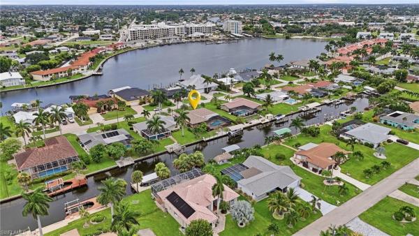 Cape Coral Residential, 418 Avalon Dr, Cape Coral, Florida 33904, image 3
