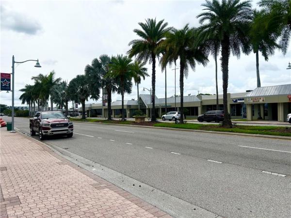 4906 Victoria Dr #103, Cape Coral, Florida 33904, image 2