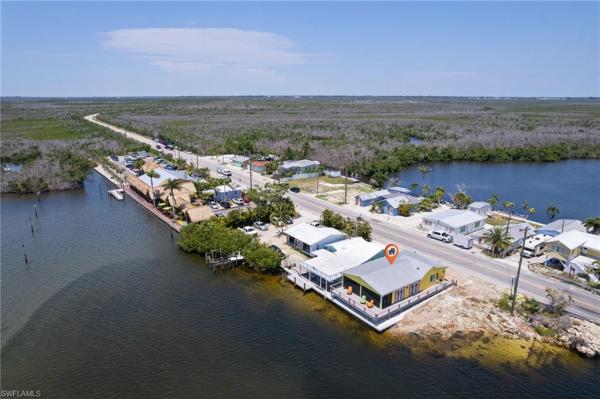 Pine Island Fill, 4819 NW Pine Island Rd, Matlacha, Florida 33993, image 2