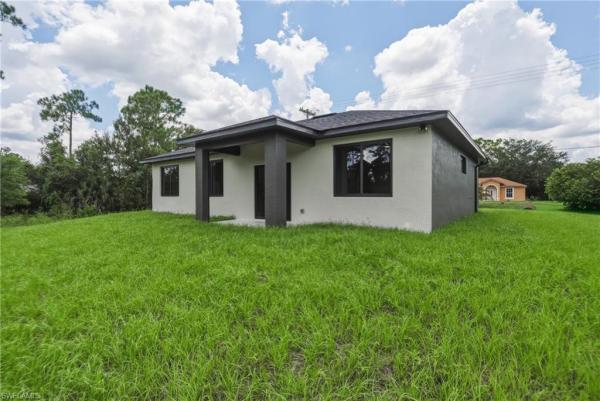 Lehigh Acres, 722 Roosevelt Ave, Lehigh Acres, Florida 33936, image 1