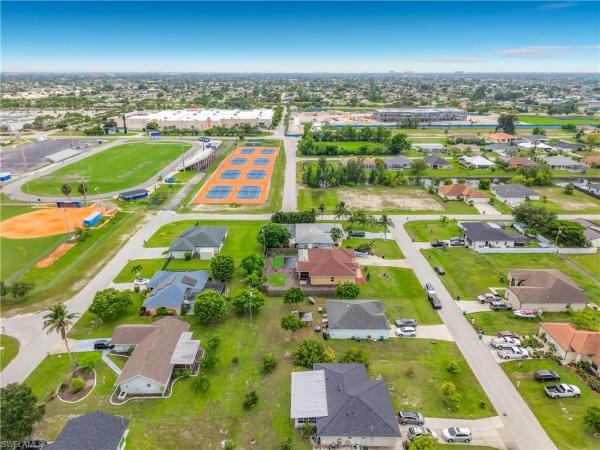 Cape Coral Residential, 2221 3rd Ave, Cape Coral, Florida 33991, image 2