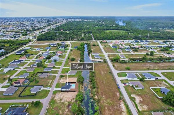 Cape Coral Residential, 927 32nd Ter, Cape Coral, Florida 33909, image 1