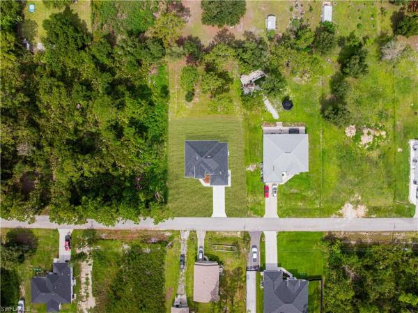 1113 Henry Ave, Lehigh Acres, Florida 33972, image 3