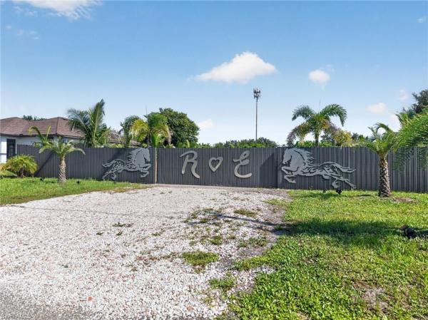 3104 SW 17th St, Lehigh Acres, Florida 33976, image 1