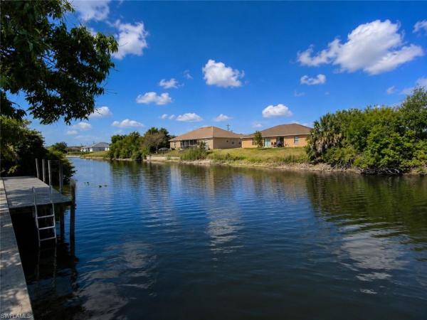 Cape Coral Residential, 306 8th Pl, Cape Coral, Florida 33990, image 2